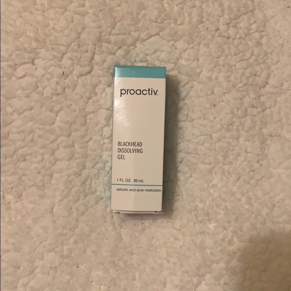 Blackhead dissolving gel
